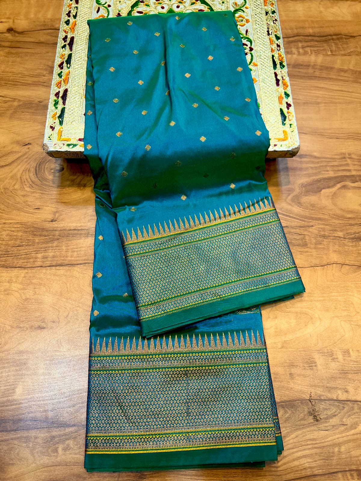 KL-001 Kalanjali Paithani